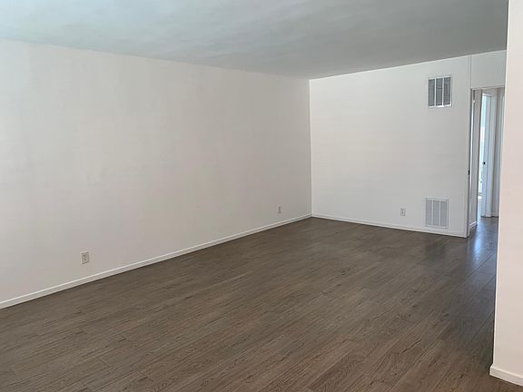 4th image of 1341 N Crescent Heights Blvd APT 106