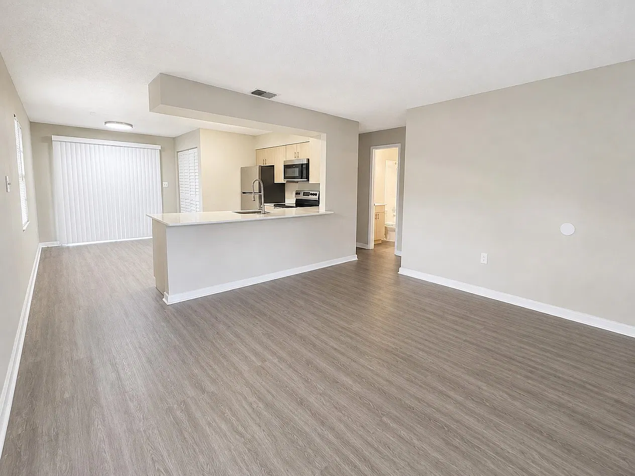 2 bed, 950 sqft, $1,395 — Photo 3