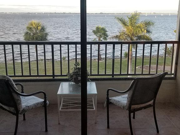 2nd image of 1500 Park Beach Cir #3L