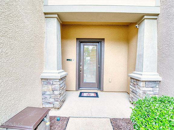 4th image of 14010 BERRYVIEW Road