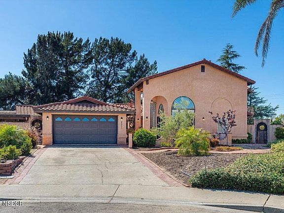 3rd image of 801 Lucinda Ct