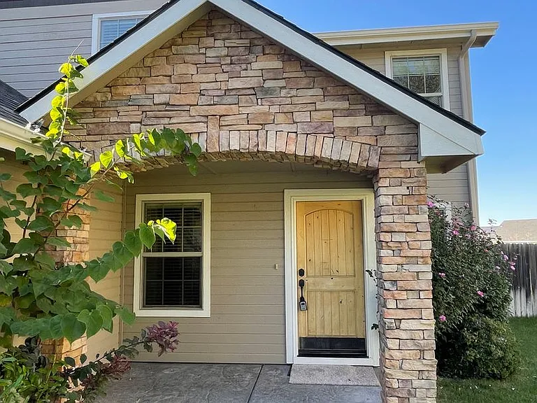709 N Saddlebrook Way — Photo 7