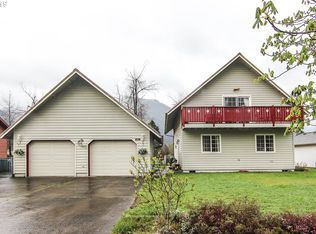 421 Columbia St, North Bonneville, WA 98639