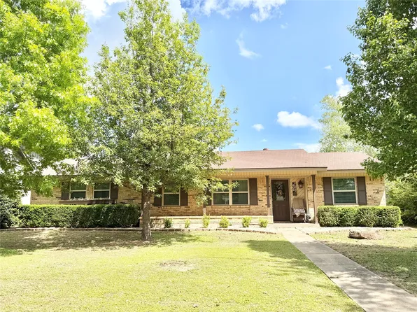 806 Glen Key St, Denison, TX 75020
