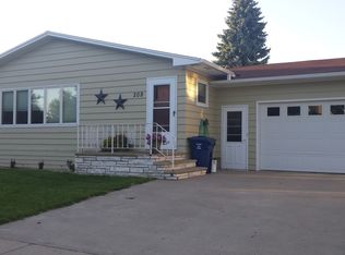 208 Long St, Royal, IA 51357