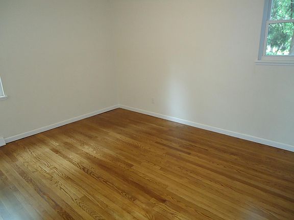 5th image of 9558 Tiber Dr