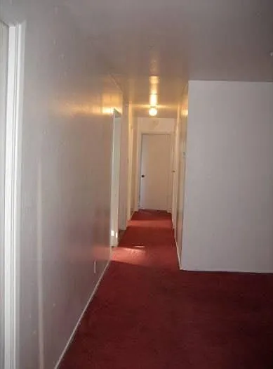 416 Wilshire Avenue — Photo 4