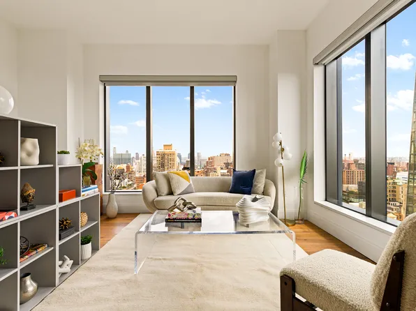30 East 29th Street image 1 of 19