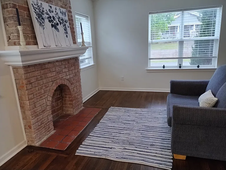 1312 S Quaker Ave — Photo 5