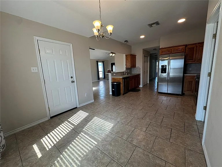 2012 Cottonwood Dr — Photo 11
