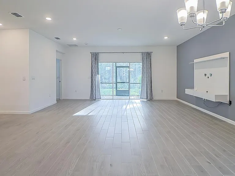 597 Lake Sinclair St — Photo 42