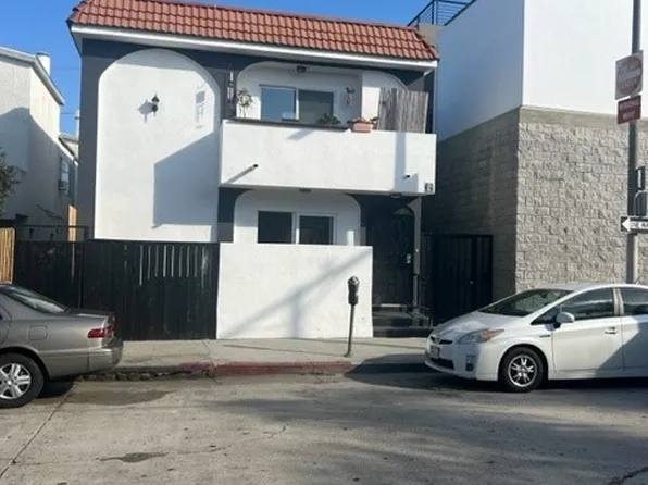 35 N Venice Blvd APT 3, Venice, CA 90291