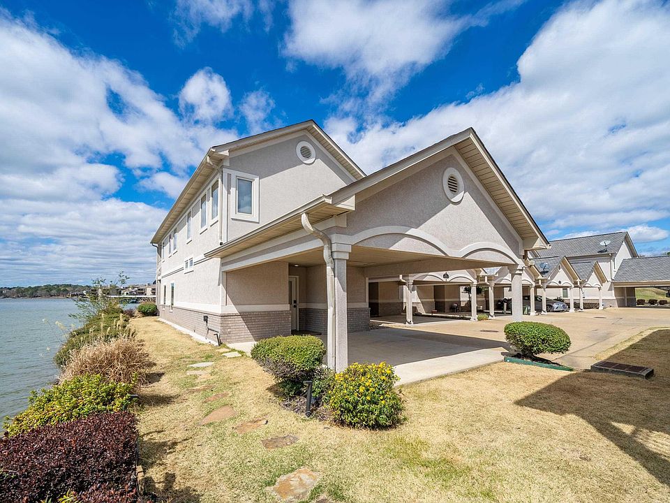 1st image of 188 Villa Point #A