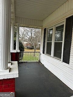 4th image of 1006 Ridge Rd