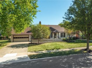 16144 Bardbury Ave, Middleburg Heights, OH 44130