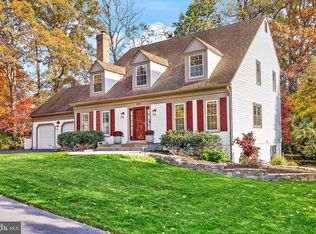 10803 Steven Lee Ct, Fairfax, VA 22032