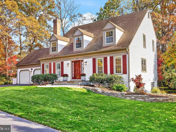 10803 Steven Lee Ct, Fairfax, VA 22032