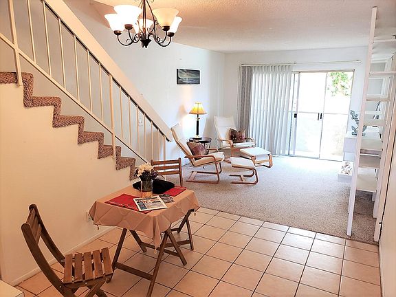 4th image of 243 E Surfside Dr