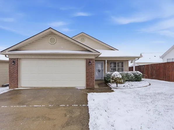 2541 Checkerberry Dr, Lexington, KY 40509