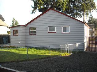 718 7th St SW, Puyallup, WA 98371