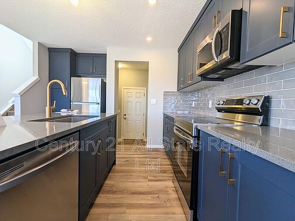 3rd image of 20404 21st Ave NW