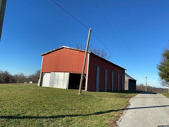 3rd image of 28 Doyles Ln