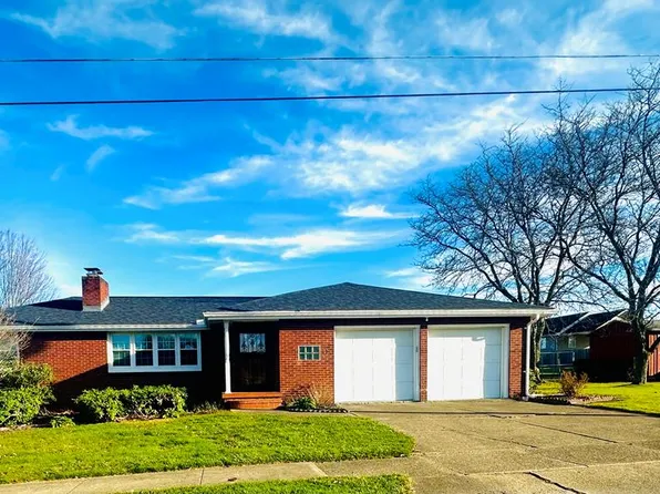 29 N Sheridan Rd, Clarion, PA 16214