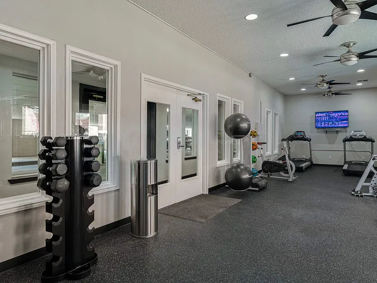 Vanderbilt Properties — Photo 21