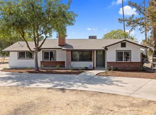 24083 Road 196, Lindsay, CA 93247