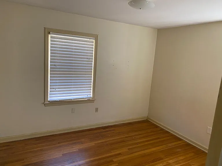 2904 Dalewood Rd — Photo 4