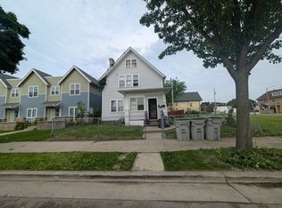 2712 N Dr William Finlayson St #A, Milwaukee, WI 53212