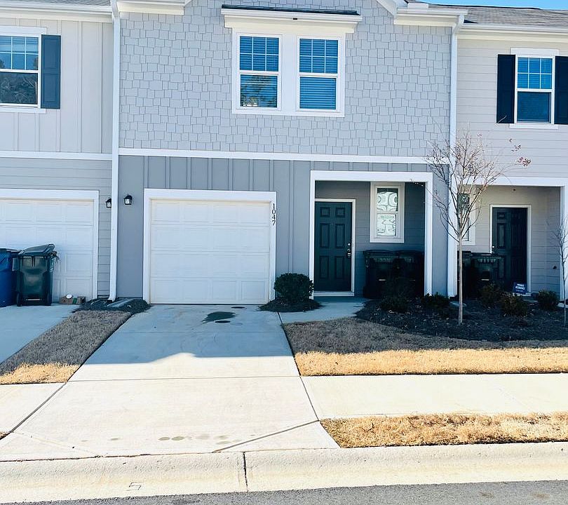 1st image of 1047 Paddington Dr