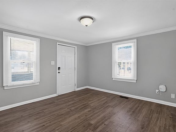 5th image of 2230 N Butler Ave