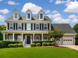 8630 Woodland View Dr, Gainesville, GA 30506