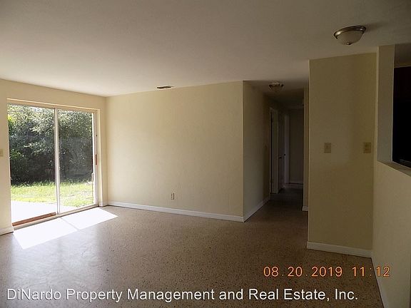 5th image of 1029 Continental Dr