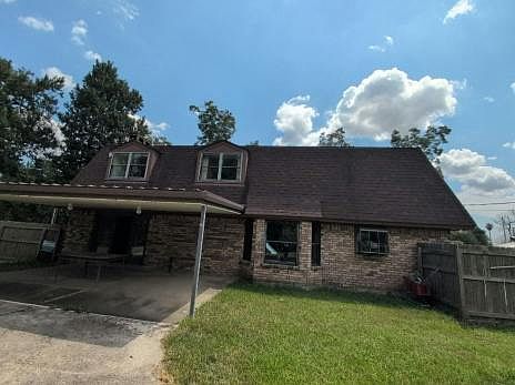 3rd image of 2404 Smith St