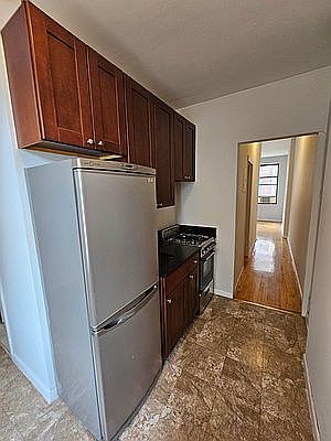 3rd image of 23 Thompson St #4C