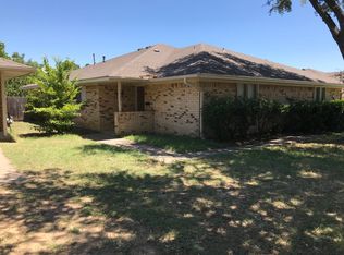 1005 Bluebird Dr, Irving, TX 75061