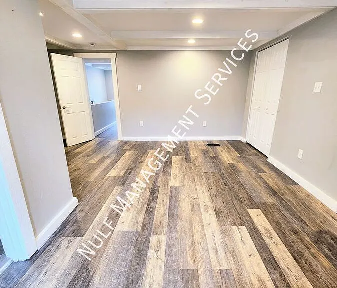 3825 Liberty Ave #2 — Photo 6