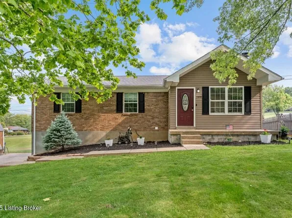 1376 Darlene Ct, Radcliff, KY 40160