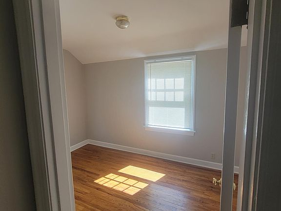 2nd image of 36 N 12th St