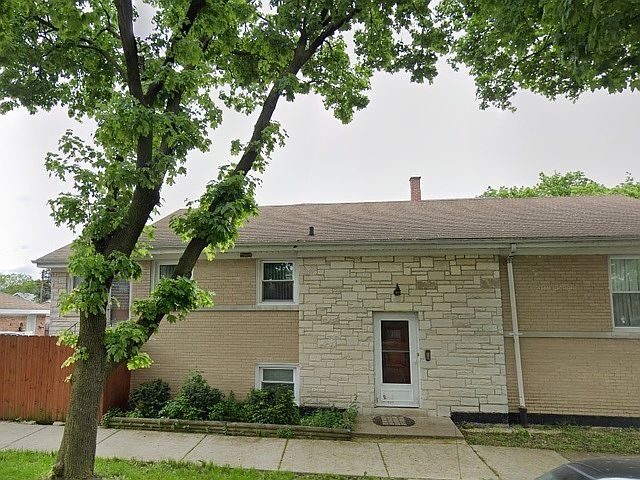 1st image of 6024 W Wrightwood Ave