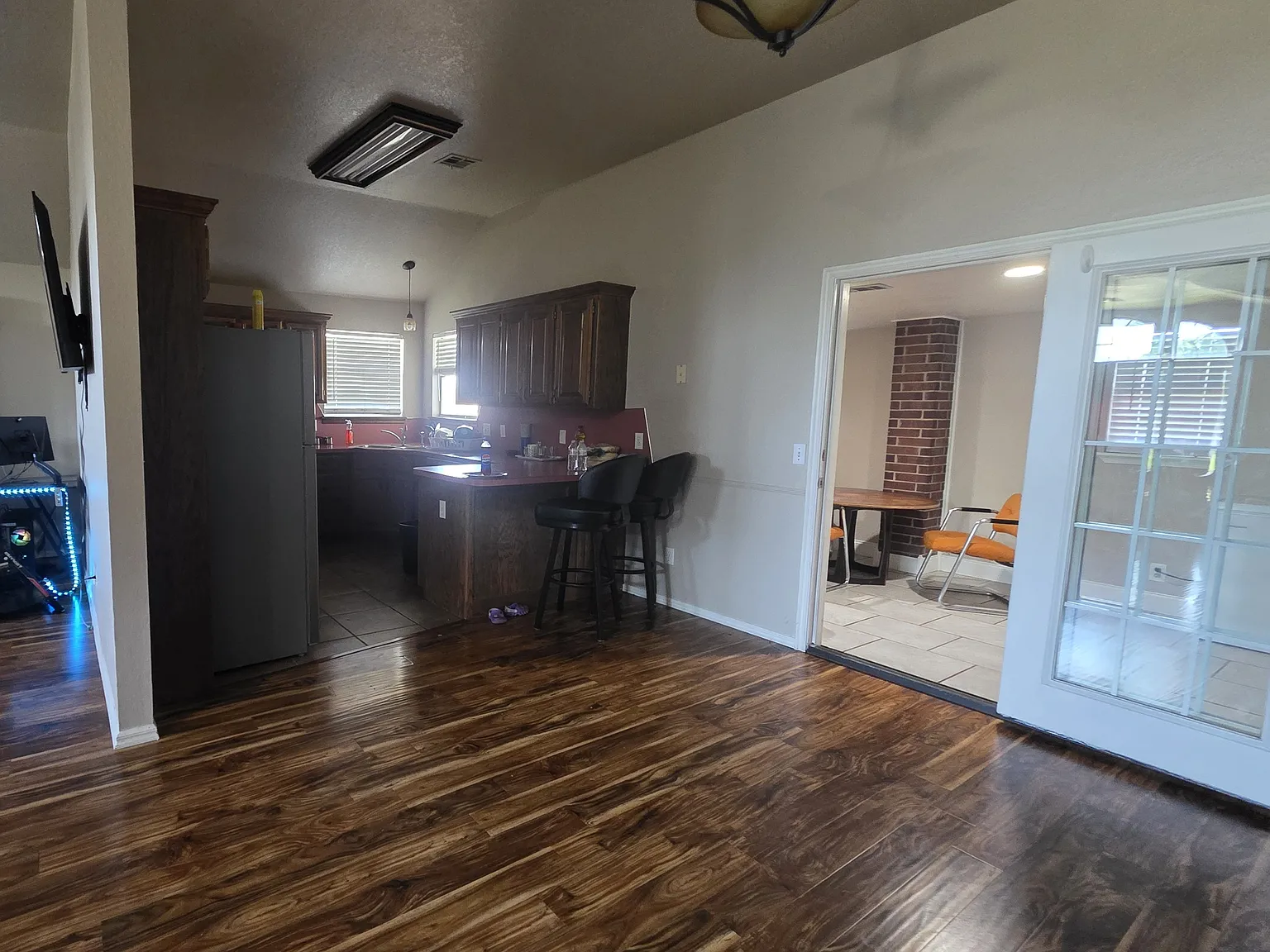 3 bed, 1736 sqft, $1,800 — Photo 4