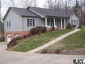 1st image of 410 Carrituck Ct