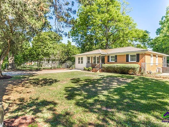 4th image of 96 Ravenwood Way