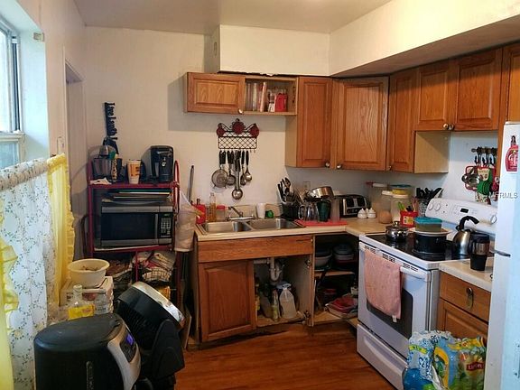 2nd image of 2343 8th St S