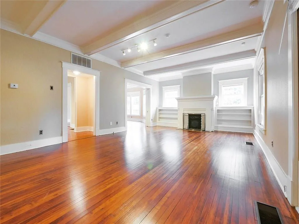 2 bed, 1926 sqft, $2,600 — Photo 4