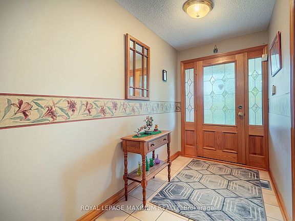 5th image of 114 Beechnut Rd S