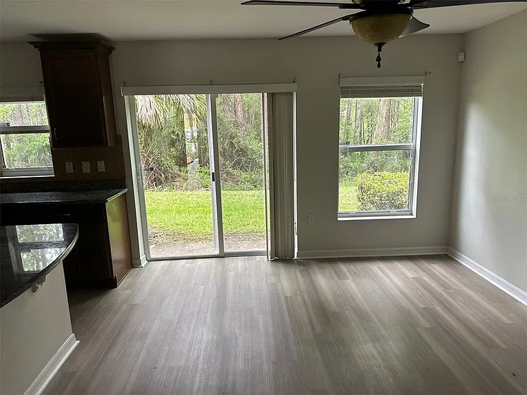 2800 Birchcreek Dr — Photo 7
