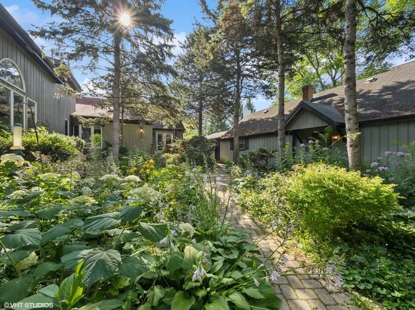 724 S Plum Grove Rd, Palatine, IL 60067